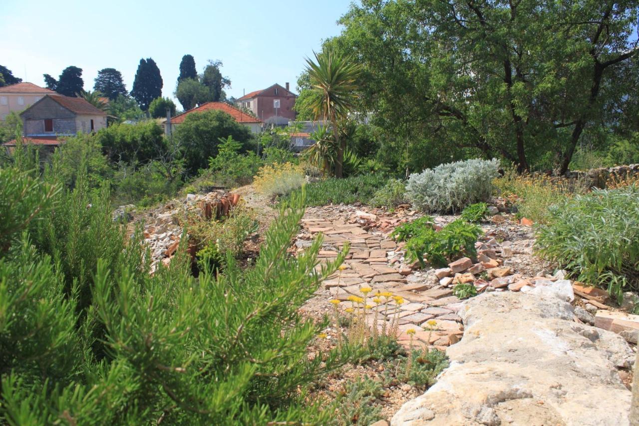 Apartments With A Parking Space Sali, Dugi Otok - 8084 Exterior foto
